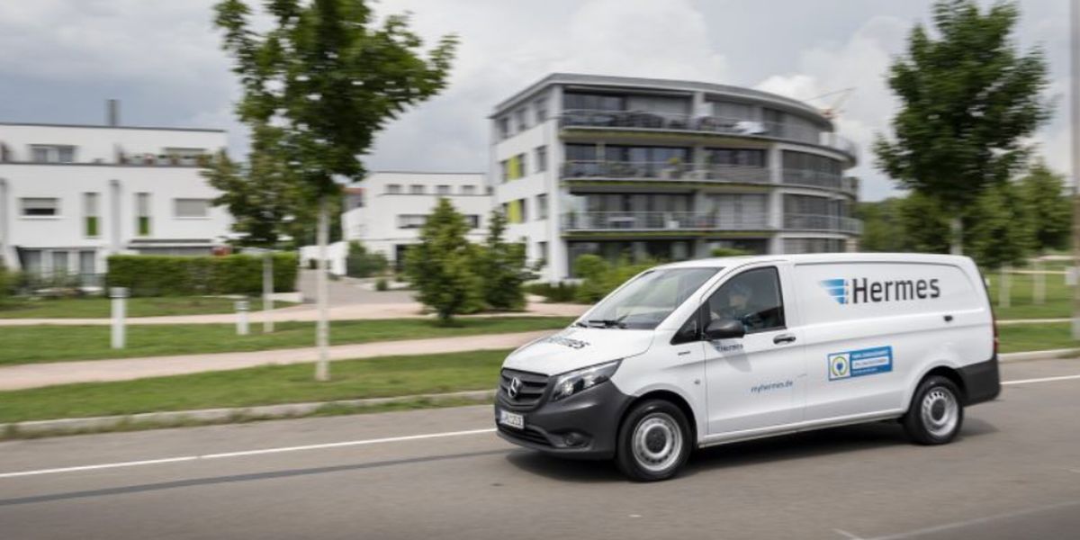 Hermes delivery car Hermes delivery car