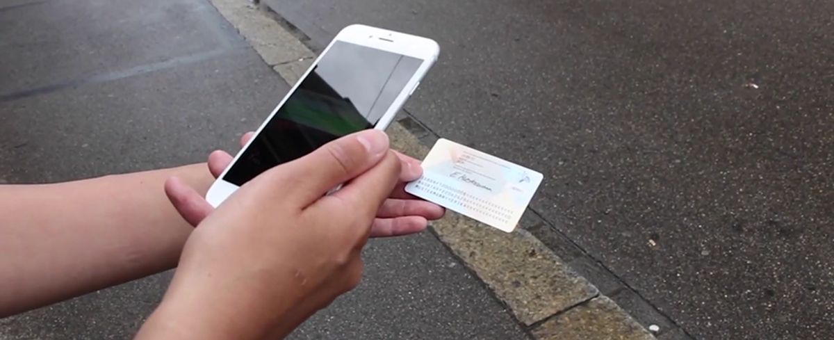 Scanning ID with Daego Scanning ID with Daego