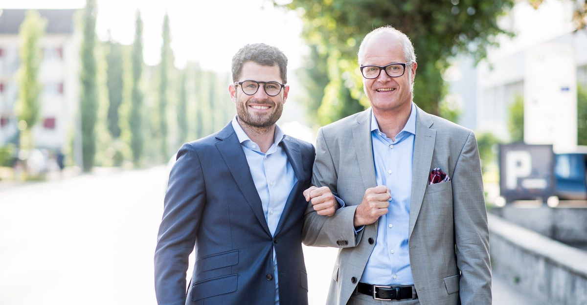 Andri Mengiardi CEO esurance AG, Beat Blaser Vorsitzender Gruppenleitung ASSEPRO Andri Mengiardi CEO esurance AG, Beat Blaser Vorsitzender Gruppenleitung ASSEPRO