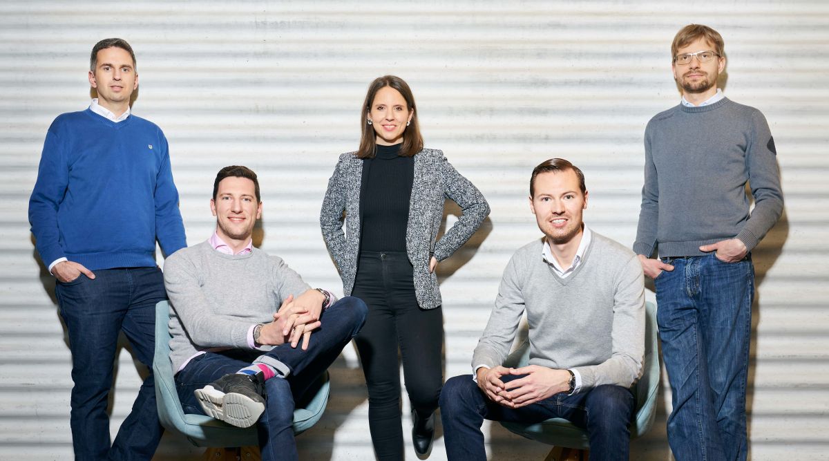 The co-founders of Expense Robot (f.l.t.r. Thomas Inhelder, Lars Mangelsdorf, Melanie Gabriel, Philippe Sahli, Devis Lussi) The co-founders of Expense Robot (f.l.t.r. Thomas Inhelder, Lars Mangelsdorf, Melanie Gabriel, Philippe Sahli, Devis Lussi)