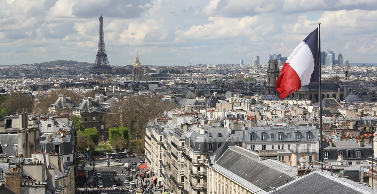 Paris Paris