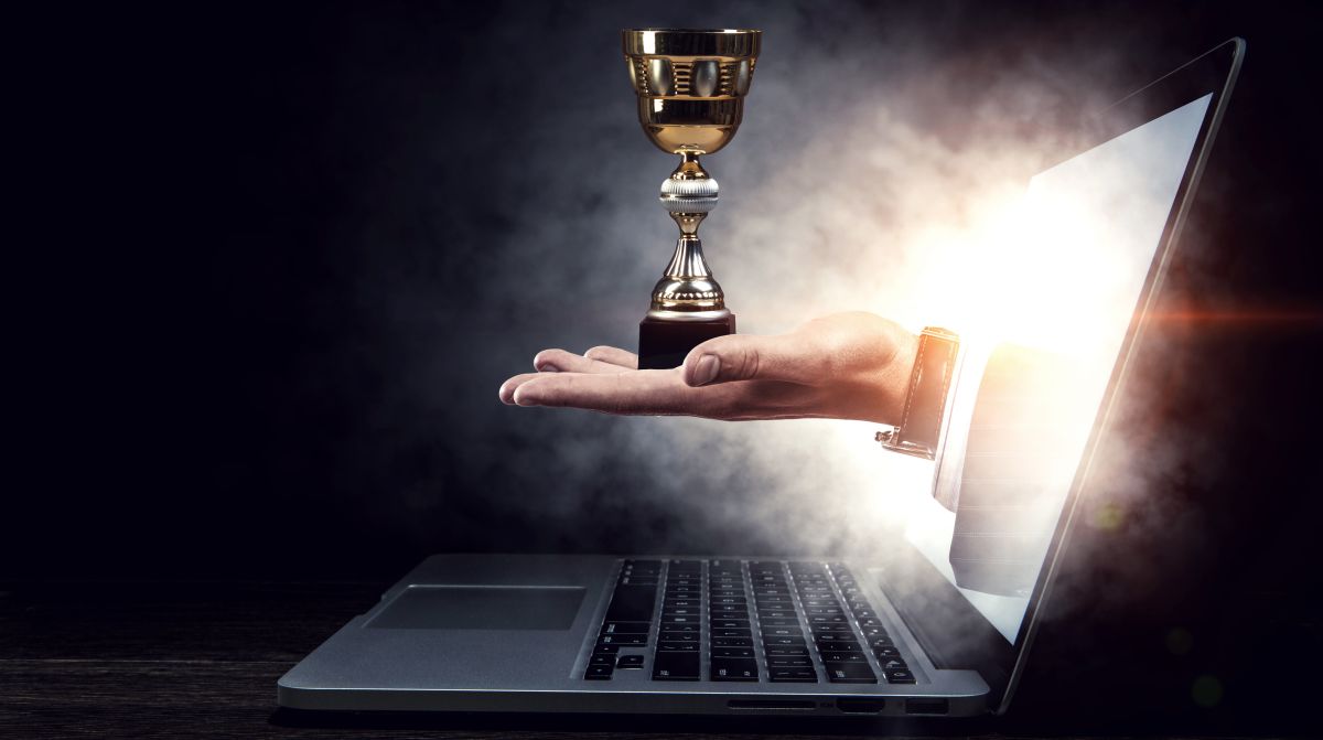 symbolic picture online award symbolic picture online award